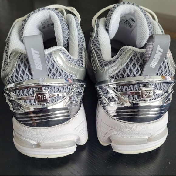 NWOB The Basement x New Balance 1906R Men's 6 Grey Silver Collab Unique Metallic - Picture 6 of 9